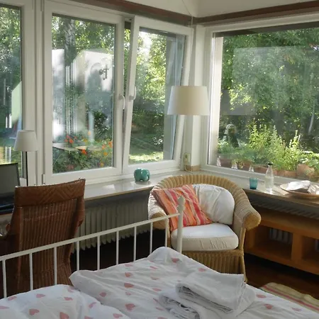 Glueck In Benrath Homestay *