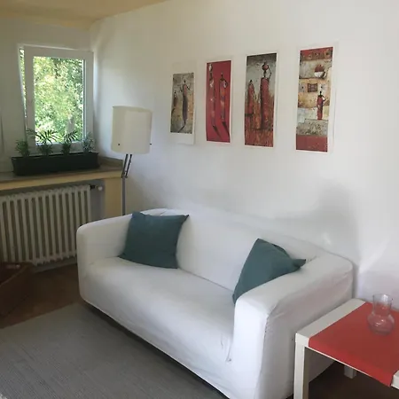 Glueck In Benrath Homestay Dusseldorf