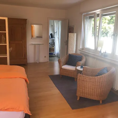 Homestay Glueck In Benrath Dusseldorf
