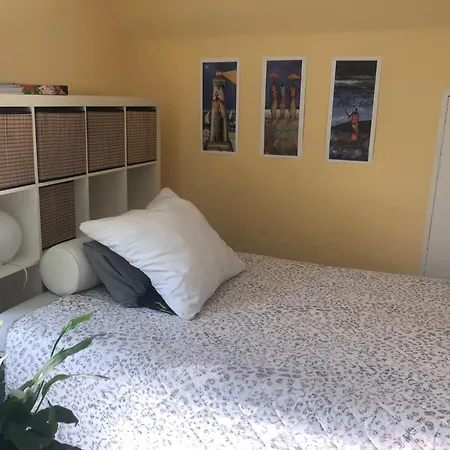 Glueck In Benrath Homestay